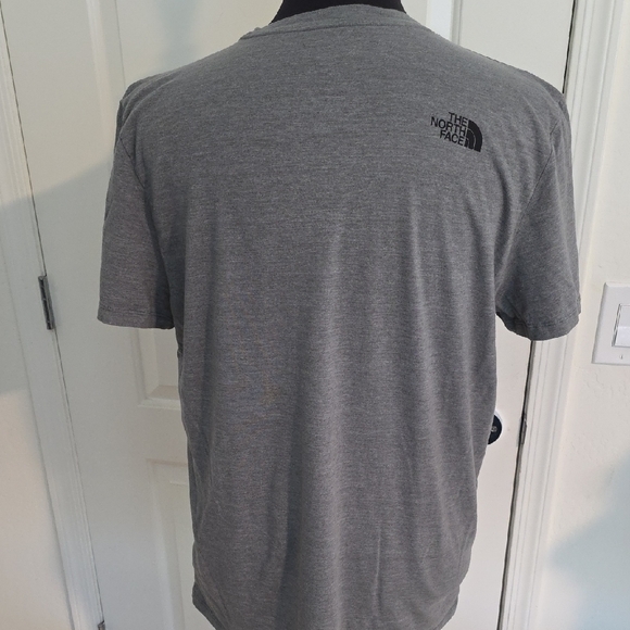 The North Face Gray Bear Graphic Tee - Picture 3 of 3
